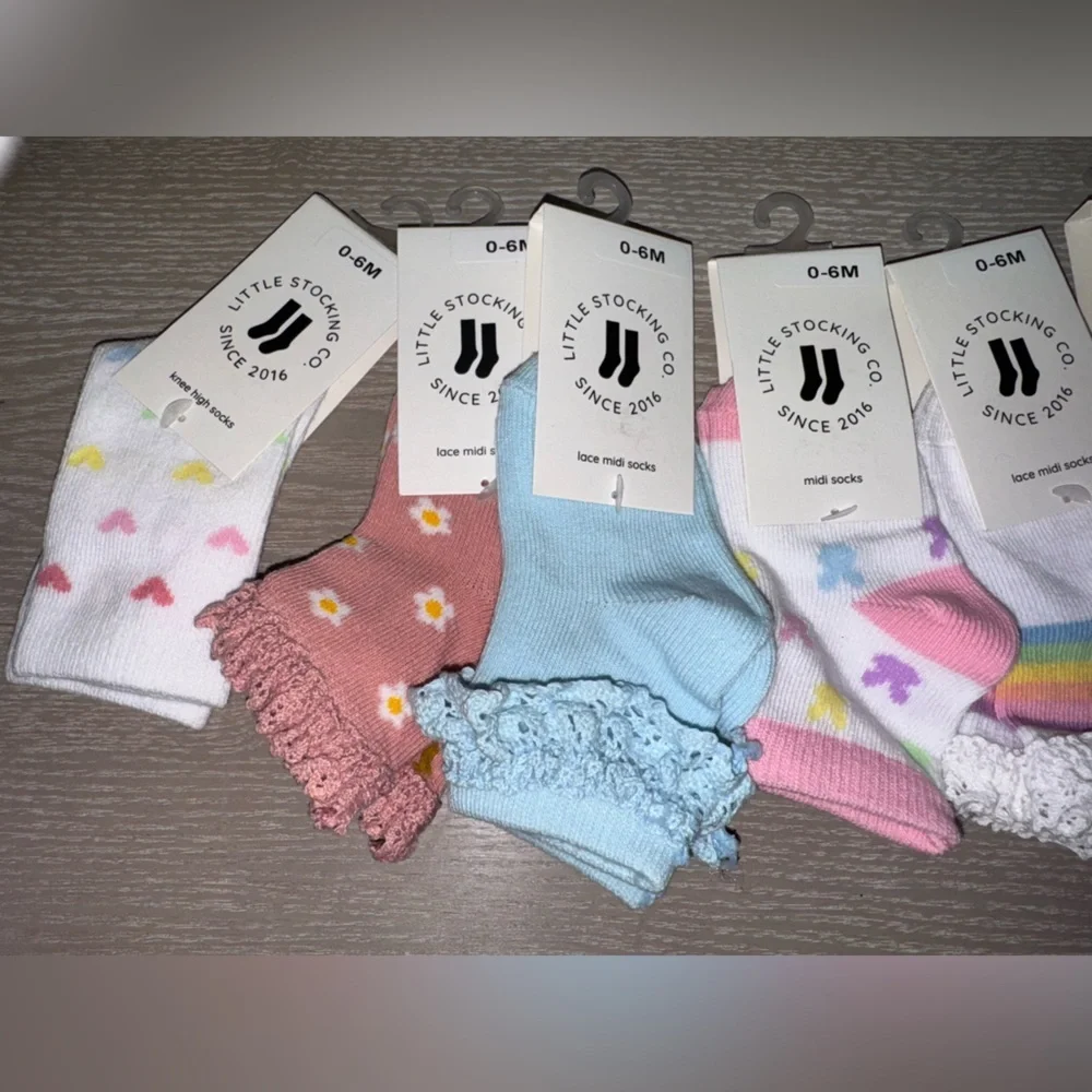 Little stocking co. 0-6 months lot of 6 socks.